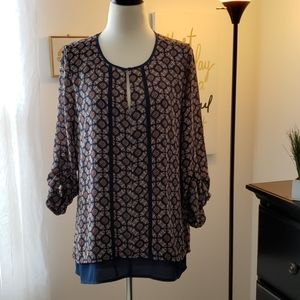 Size Med- Cute Top